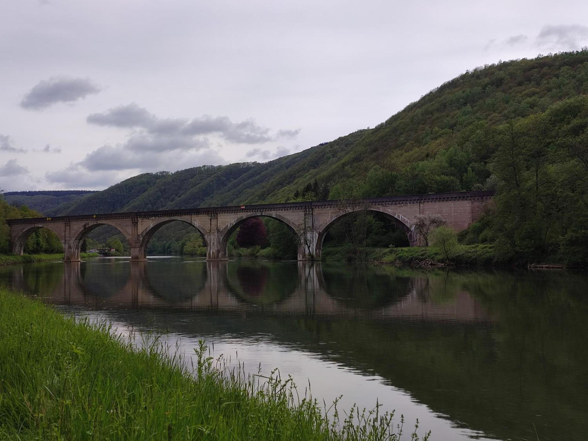 Entre Meuse Et Foret Revin エクステリア 写真